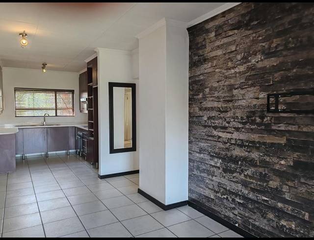 3 BEDROOM COMPLEX FOR SALE IN SOLHEIM